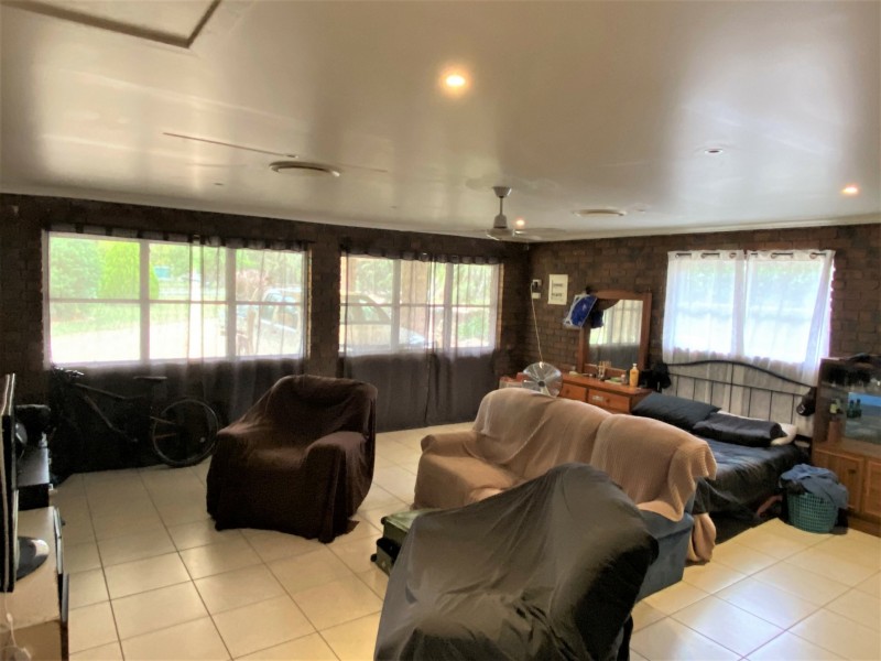 13 McIlhatton Street, Wondai QLD 4606