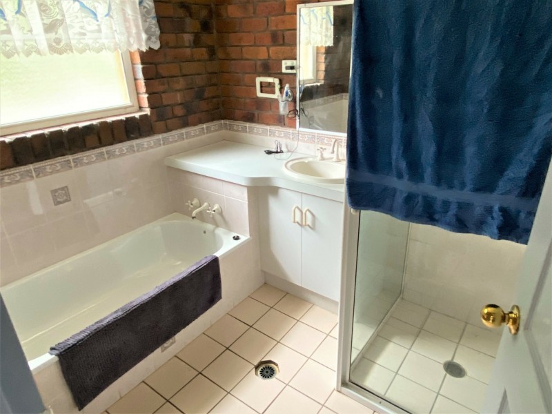 13 McIlhatton Street, Wondai QLD 4606