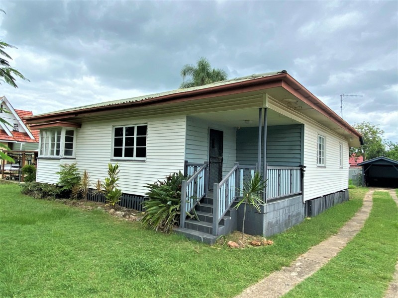 25 South Street, Wondai QLD 4606