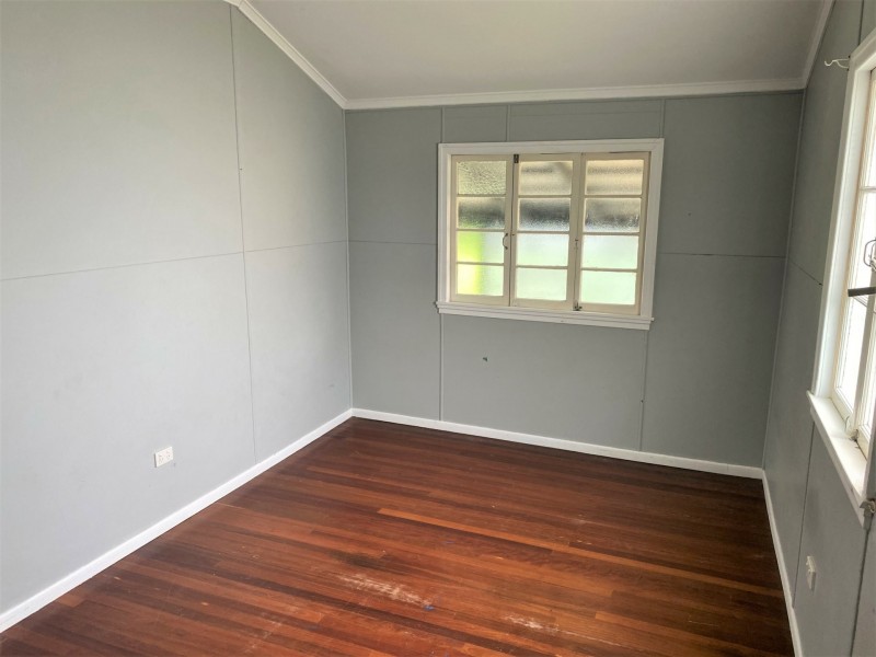 25 South Street, Wondai QLD 4606