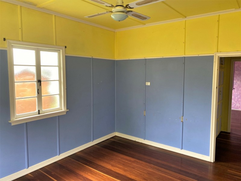 25 South Street, Wondai QLD 4606