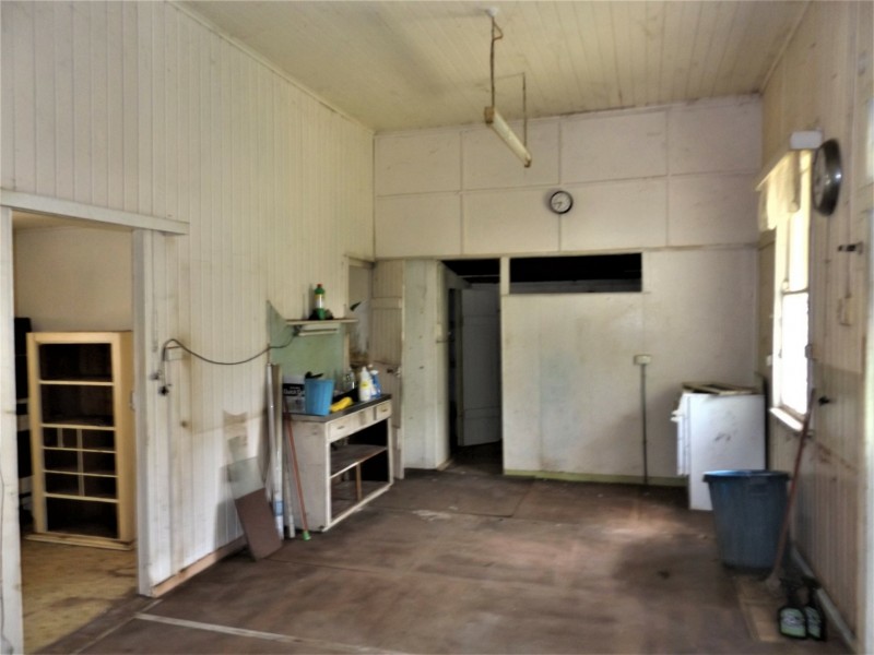 83 Pring Street, Wondai QLD 4606