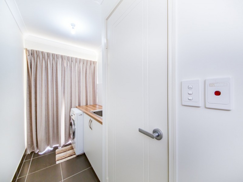 27 Warren Court, Wondai QLD 4606