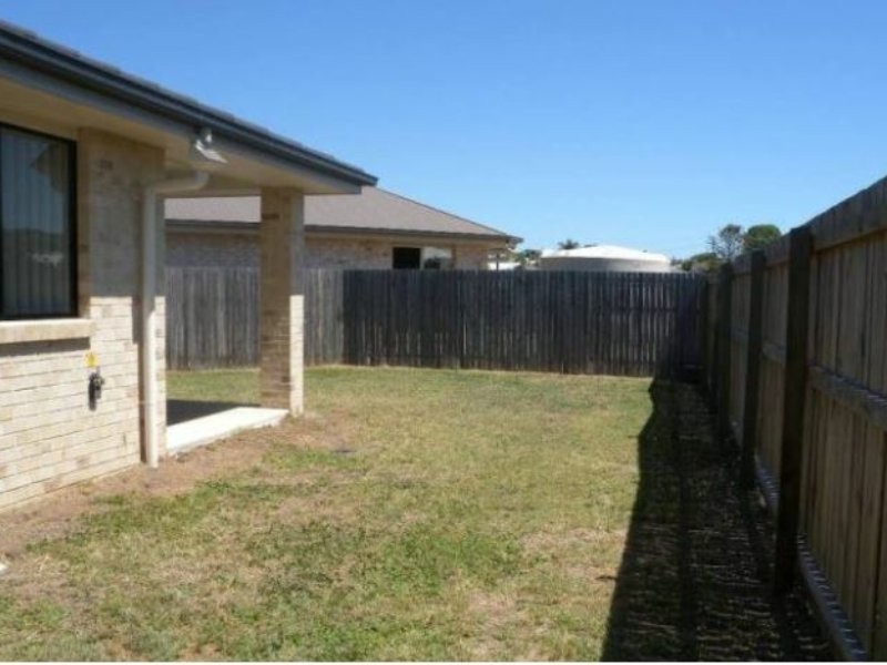 57 B Parkside Drive, Kingaroy QLD 4610