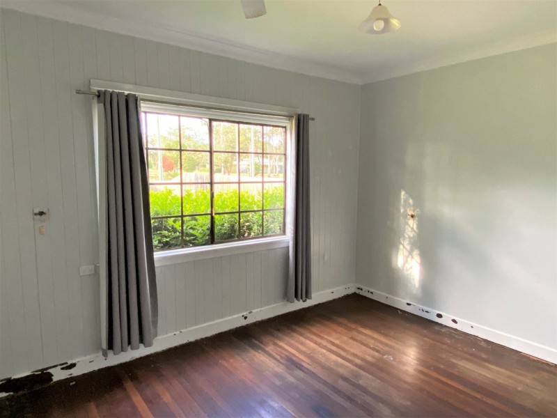 11 James Street, Kingaroy QLD 4610