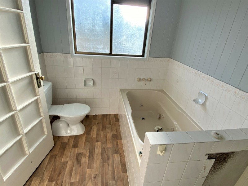 11 James Street, Kingaroy QLD 4610