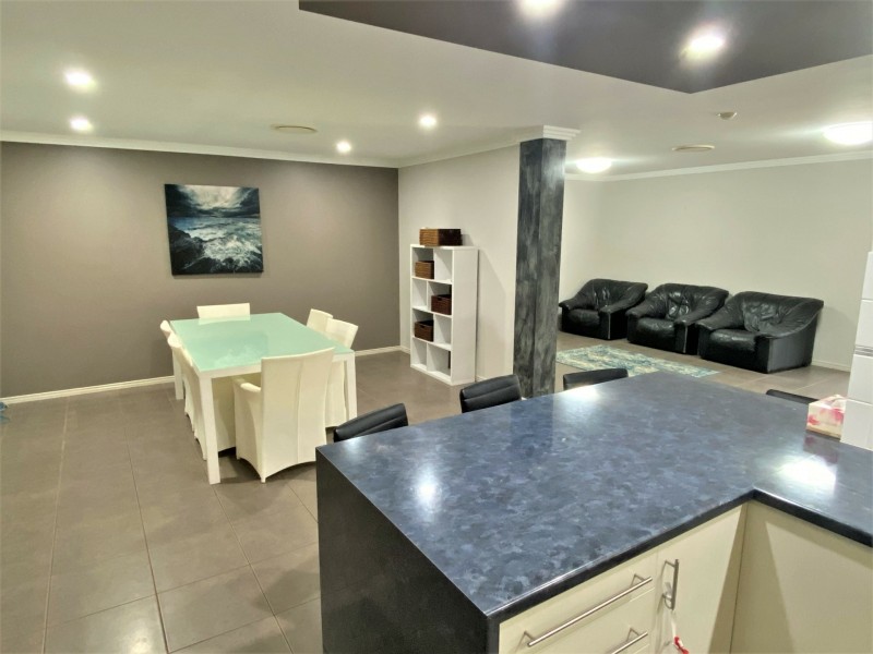 6-8 Premier Drive, Kingaroy QLD 4610