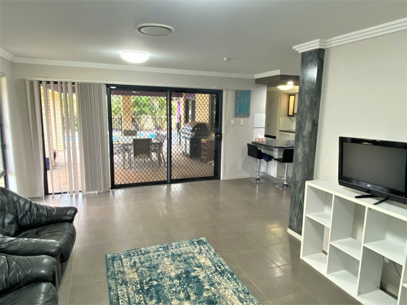 6-8 Premier Drive, Kingaroy QLD 4610