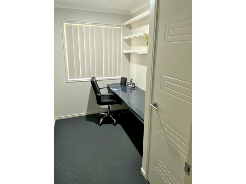 6-8 Premier Drive, Kingaroy QLD 4610