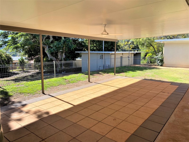 114 Moore Street, Kingaroy QLD 4610