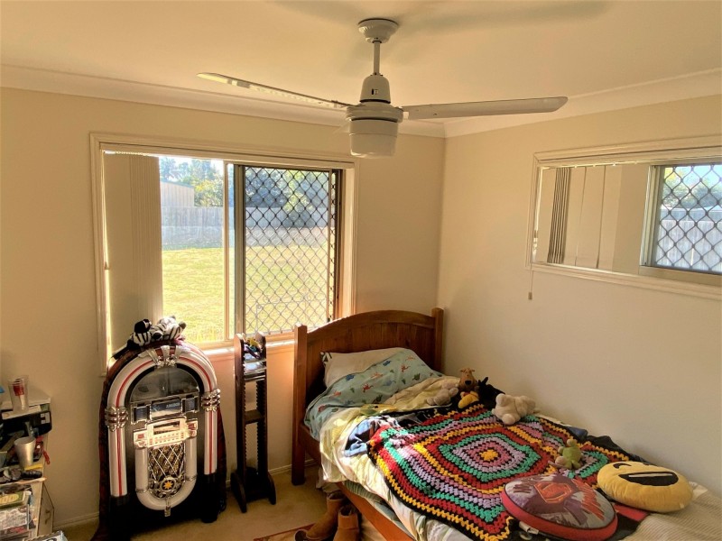 11 Oasis Drive, Kingaroy QLD 4610