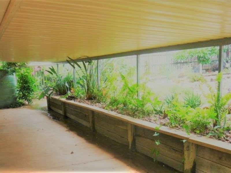 102 Baynes Street, Wondai QLD 4606