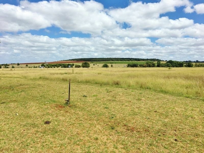 7 Taylors Road, Kingaroy QLD 4610