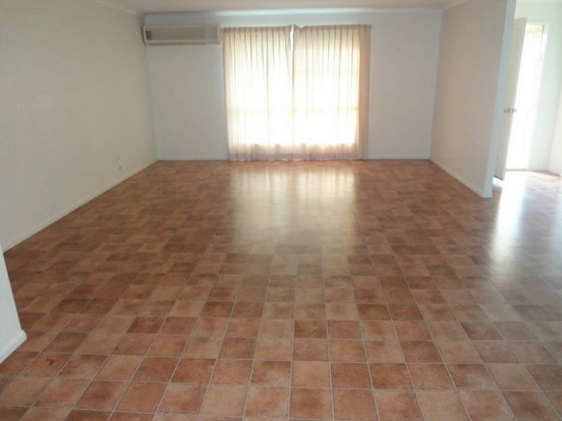 18 Burns, Wondai QLD 4606