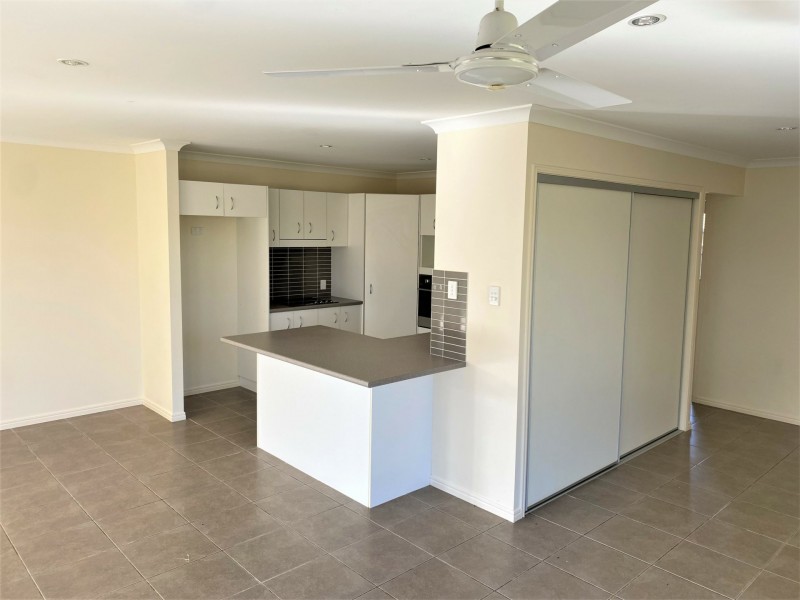 46 Parkside Drive, Kingaroy QLD 4610