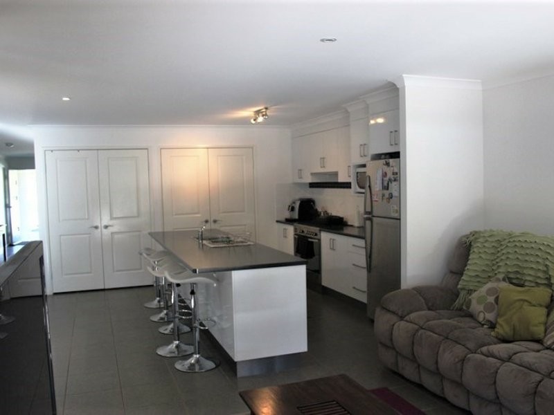 2A Murray Parade, Kingaroy QLD 4610