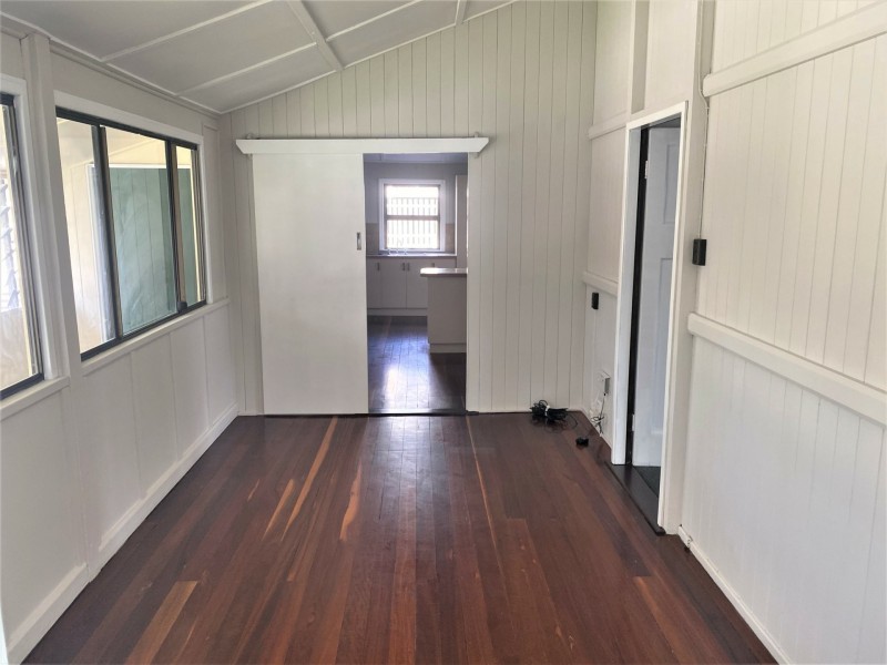 102 Wickham Street, Nanango QLD 4615