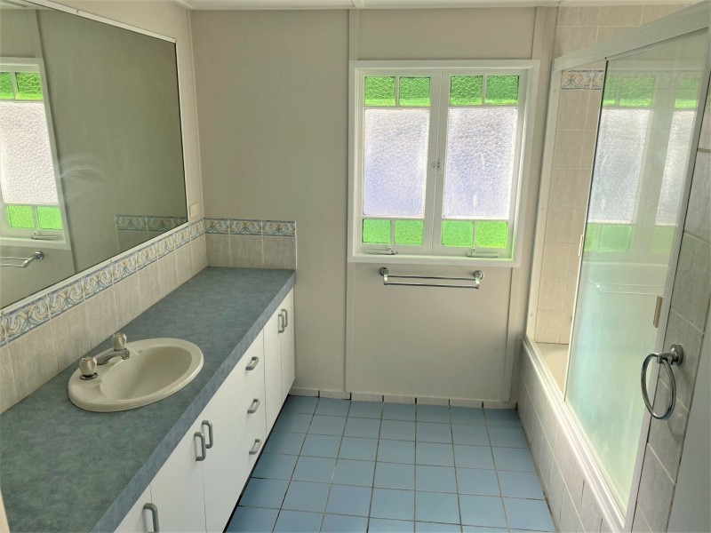 102 Wickham Street, Nanango QLD 4615