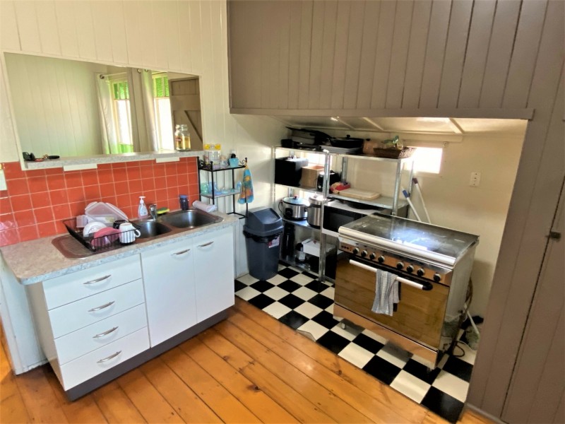 8 Fisher Street, Kingaroy QLD 4610