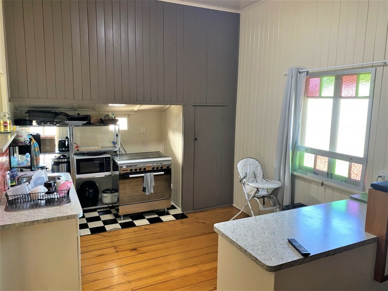 8 Fisher Street, Kingaroy QLD 4610