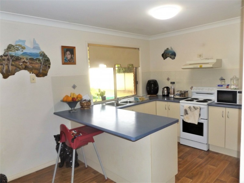 16 Frederick Street, Wooroolin QLD 4608