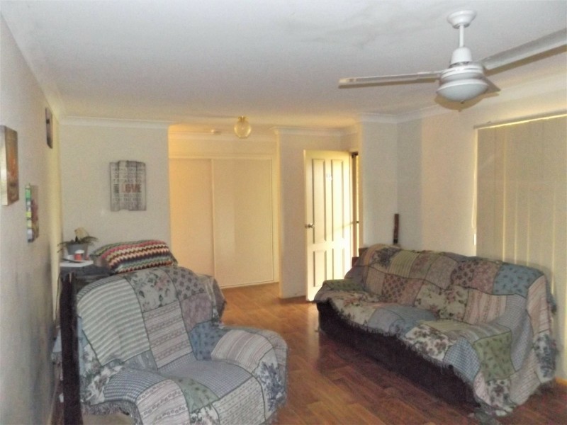 16 Frederick Street, Wooroolin QLD 4608