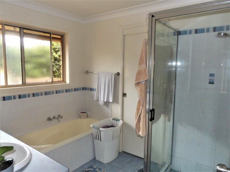 16 Frederick Street, Wooroolin QLD 4608