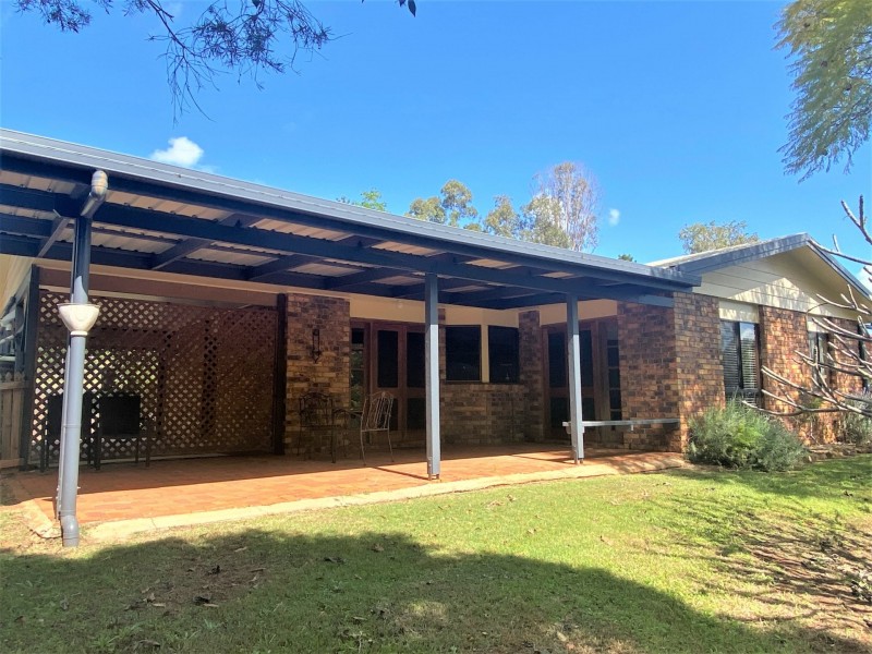 16 Murray Parade, Kingaroy QLD 4610