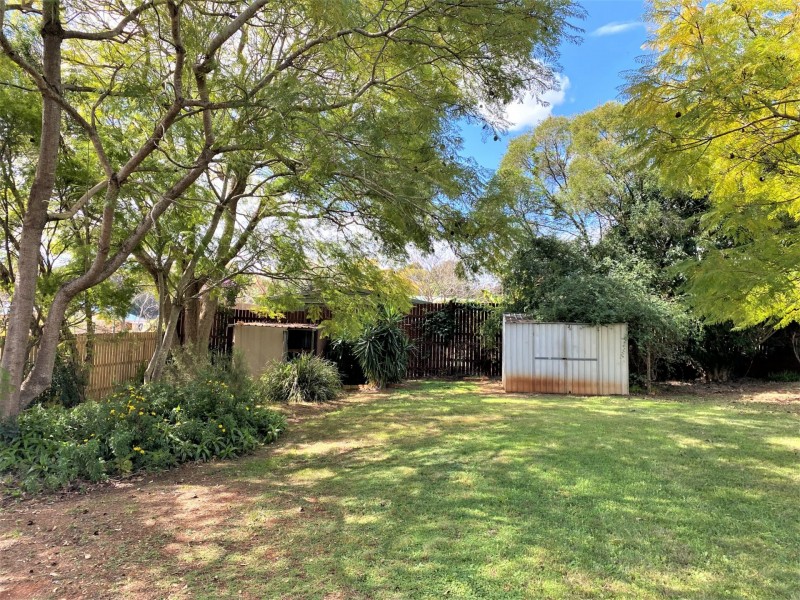 16 Murray Parade, Kingaroy QLD 4610