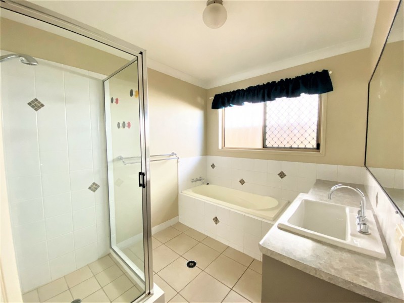 71 Ivy Street, Kingaroy QLD 4610