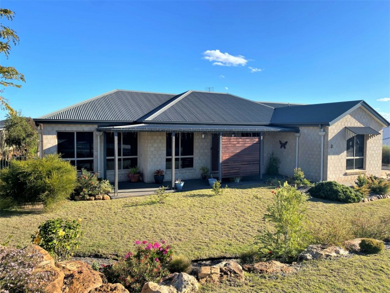 3 Ashby Court, Kingaroy QLD 4610