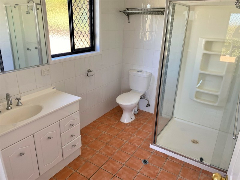 30 Nolan Drive, Kingaroy QLD 4610