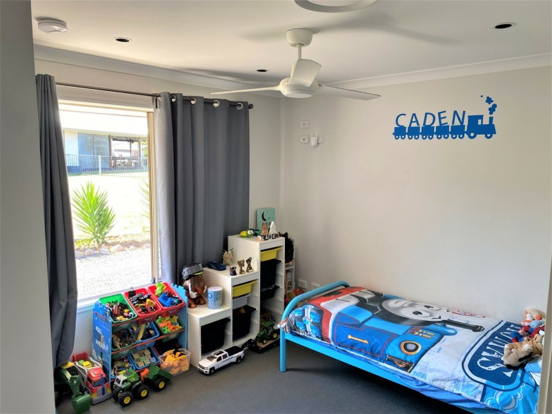 3 Crows Ash Crescent, Kingaroy QLD 4610