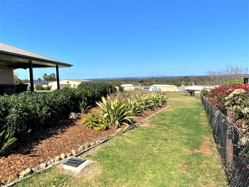 3 Crows Ash Crescent, Kingaroy QLD 4610