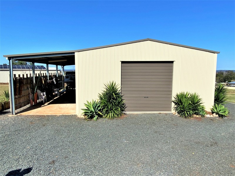 3 Crows Ash Crescent, Kingaroy QLD 4610