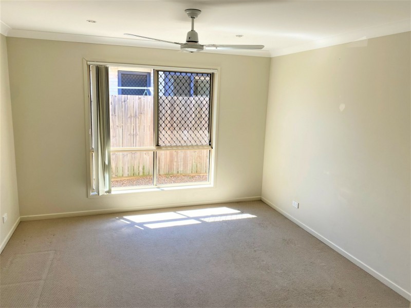 4 Oasis Drive, Kingaroy QLD 4610