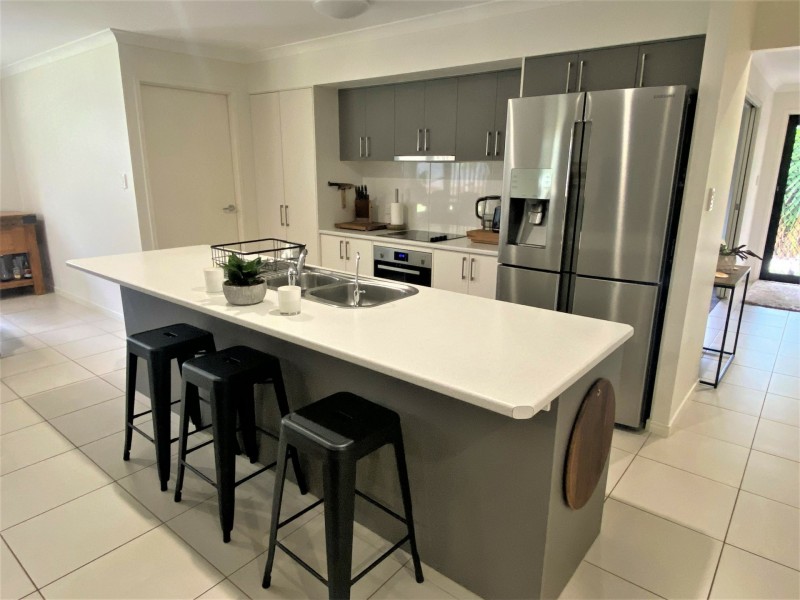 49 Darryl Crescent, Kingaroy QLD 4610