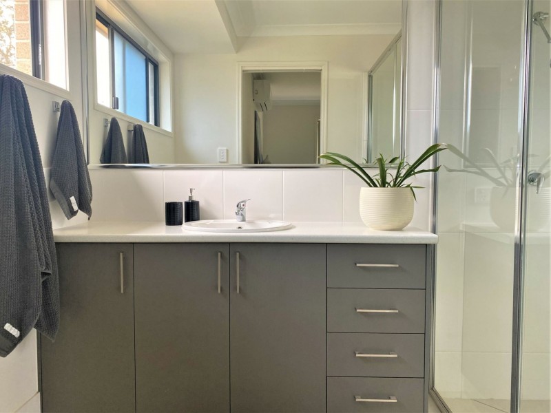 49 Darryl Crescent, Kingaroy QLD 4610