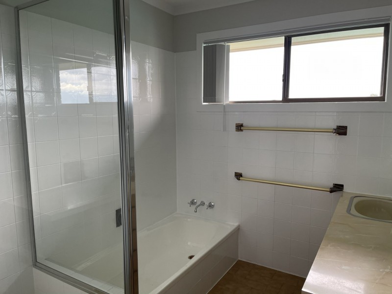 136 Moore Street, Kingaroy QLD 4610