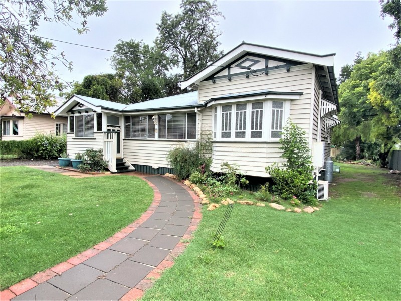 9 Venman Street, Kingaroy QLD 4610