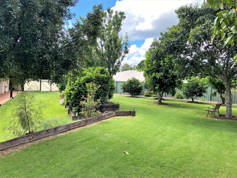 10 Steele Court, Kingaroy QLD 4610