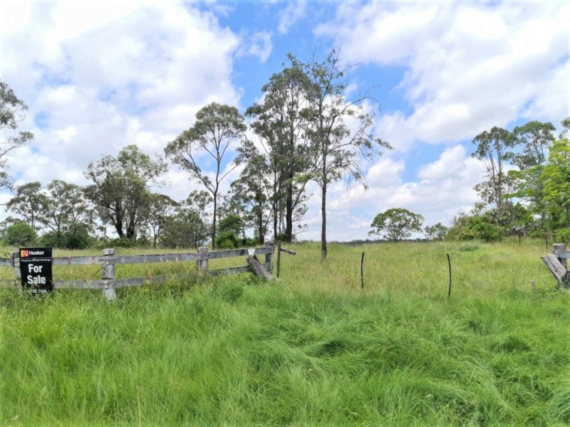 64 Acacia Drive, Ellesmere QLD 4610