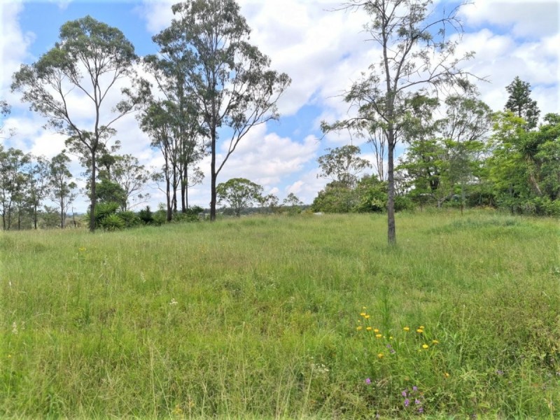 64 Acacia Drive, Ellesmere QLD 4610