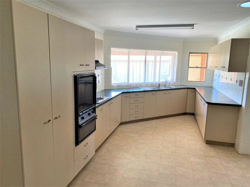 38 Murray Parade, Kingaroy QLD 4610