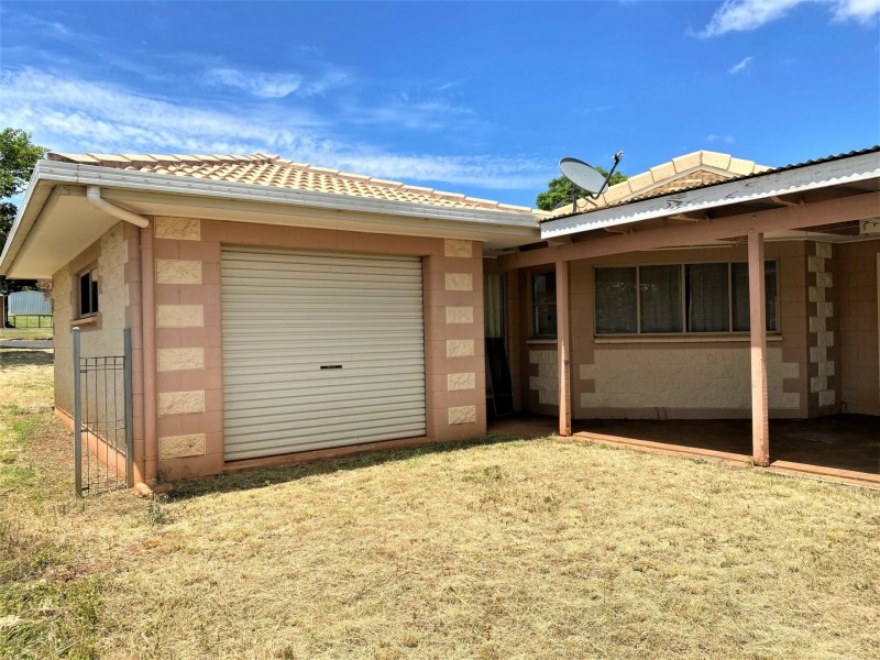 38 Murray Parade, Kingaroy QLD 4610