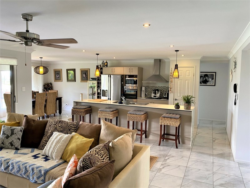 1 Crows Ash Crescent, Kingaroy QLD 4610