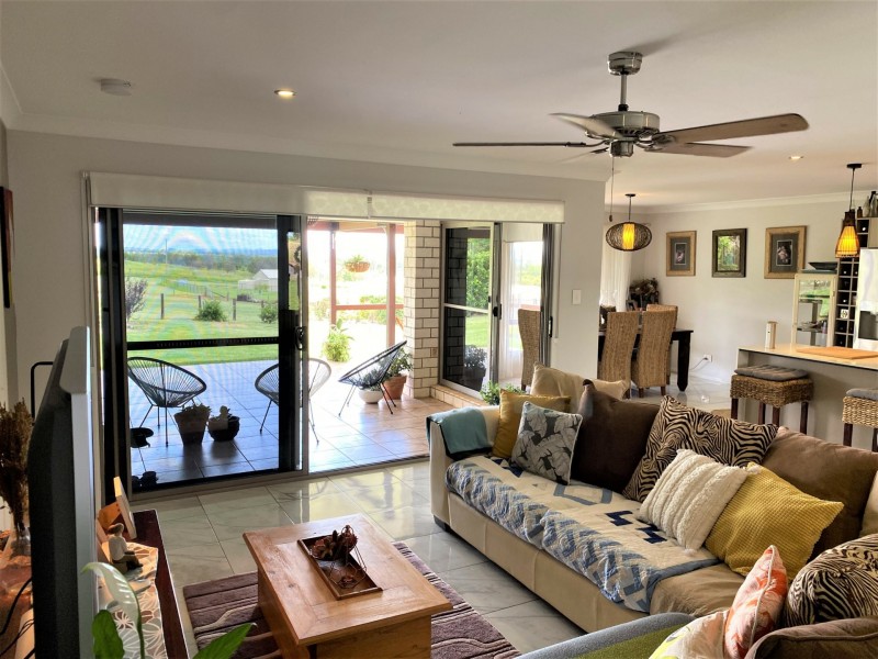 1 Crows Ash Crescent, Kingaroy QLD 4610