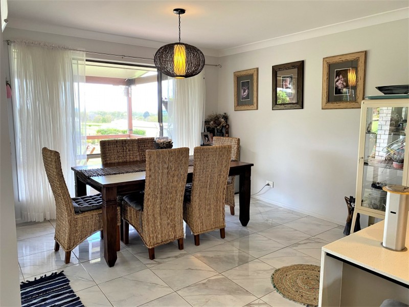 1 Crows Ash Crescent, Kingaroy QLD 4610