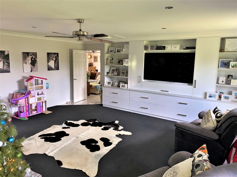 1 Crows Ash Crescent, Kingaroy QLD 4610