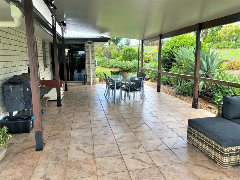 1 Crows Ash Crescent, Kingaroy QLD 4610